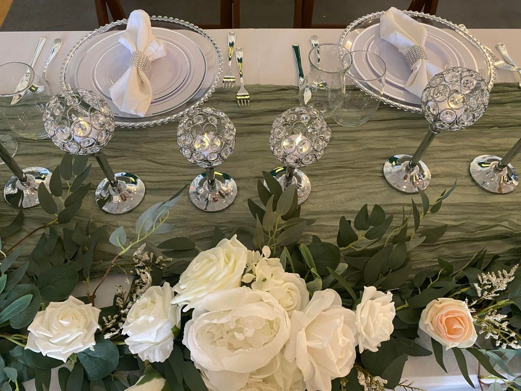 The Charm of Cheese Cloth Runners: Elevating Your Dining&nbsp;Experience